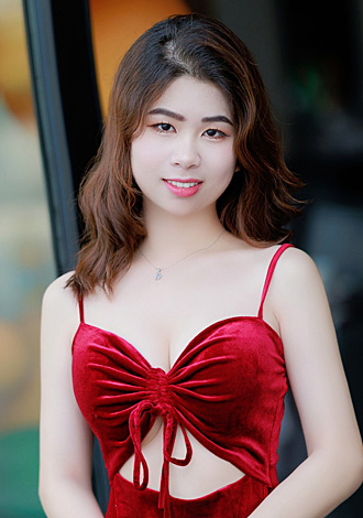 Most gorgeous profiles: beautiful Thai member Liting from Shanghai