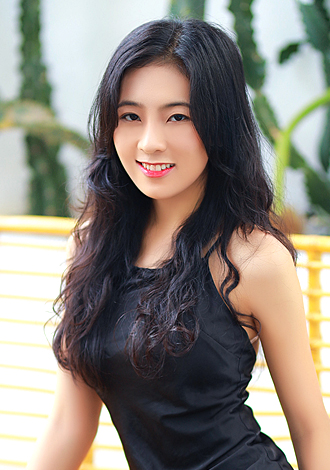 Pretty profiles, Asian member gorgeous pictures: Thi hien vy from Ho Chi Minh City